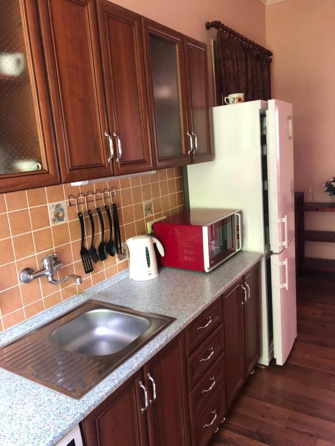 Byt S Krasnou Vyhlidkou Na Hotel Imperial 卡罗维发利 外观 照片